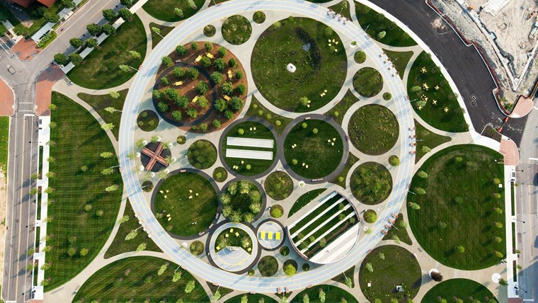 Những vòng tròn năng động - Philadelphia Navy Yards Central Green