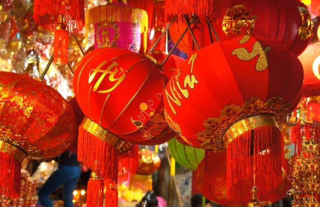 Màu đỏ trong ngày Tết của người Việt