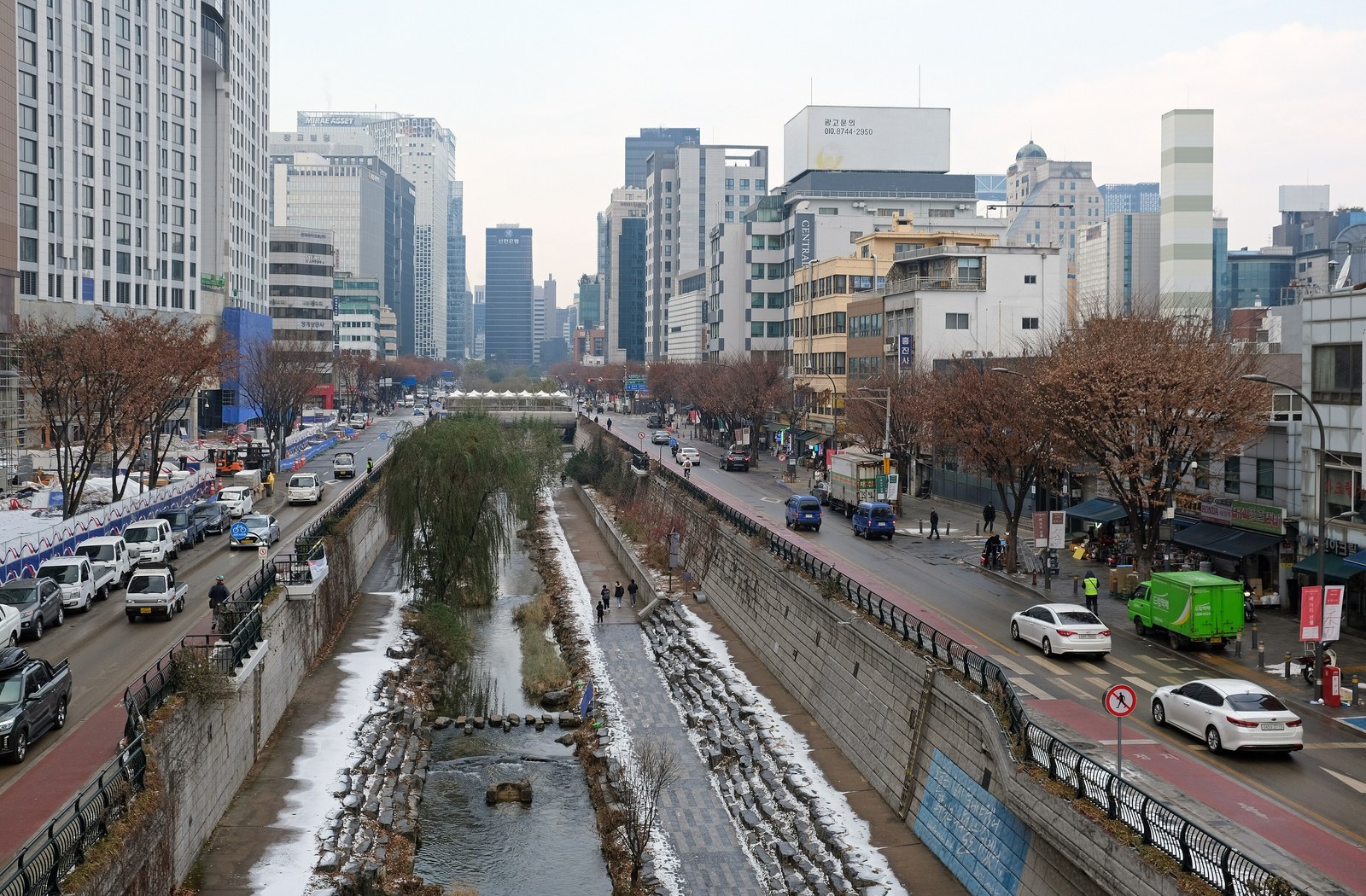 Vì sao kiến trúc cảnh quan là chìa khóa — Cheonggyecheon nhìn từ trên cao