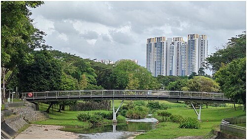 Bishan–Ang Mo Kio Park, Singapore — Cầu đi bộ bắc ngang dòng suối trong công